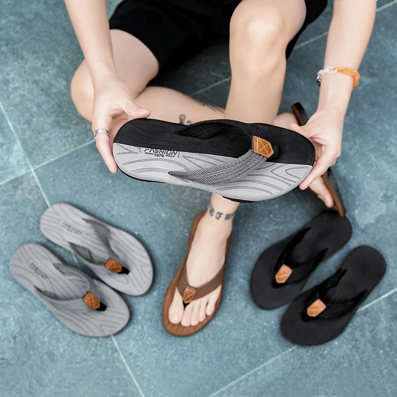 FootMax Men's Beach Flip Flops - Comfortable Outdoor Sandals Size 39-46 - footmaxldn