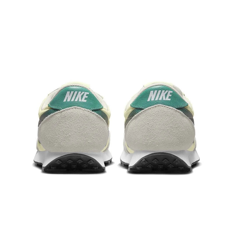 Nike W DBREAK Women's Running Shoes - Lightweight Sneakers for Active Women - footmaxldn
