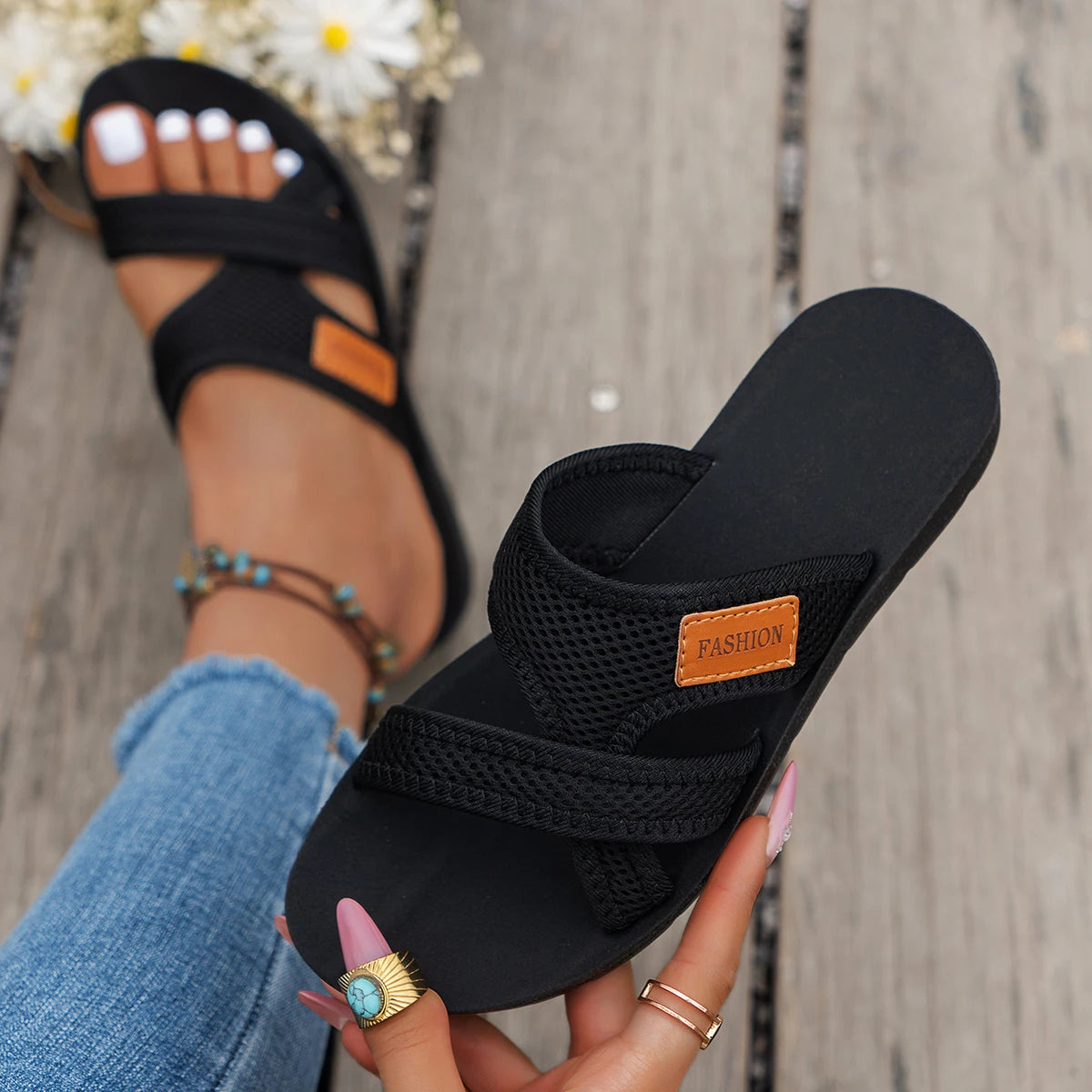 Fashionable and Versatile Sports-Style Women's Sandals, Mesh Breathable, Comfortable and Skin-Friendly, Suitable for Both Indoor and Outdoor Wear, Flat Sandals - footmaxldn