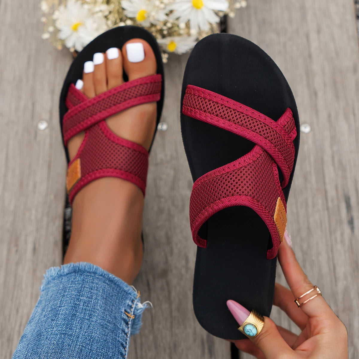 Fashionable and Versatile Sports-Style Women's Sandals, Mesh Breathable, Comfortable and Skin-Friendly, Suitable for Both Indoor and Outdoor Wear, Flat Sandals - footmaxldn