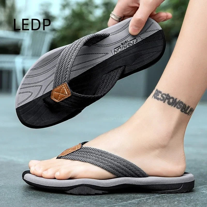 FootMax Men's Beach Flip Flops - Casual Summer Sandals Non-Slip Flat Slippers - footmaxldn