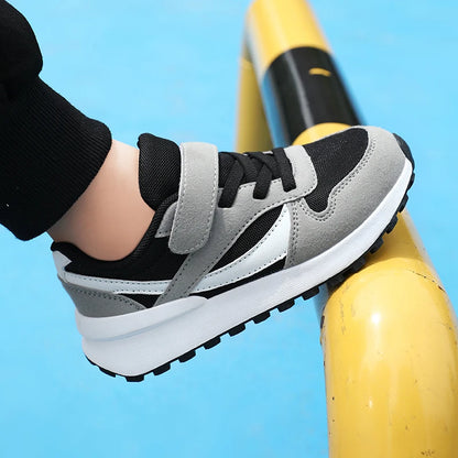 Kids' Breathable High-Top Trainers | Footmaxldn