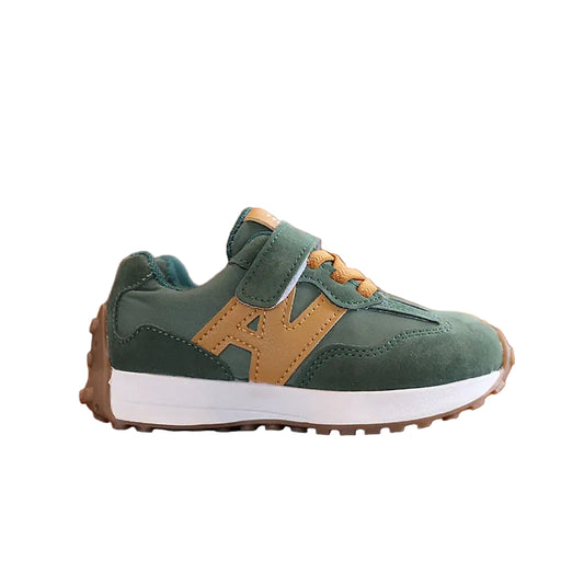 Footmax Kids Lightweight Tennis Shoes - Boys Girls Running Sneakers - footmaxldn