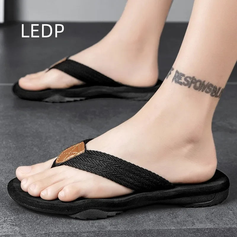 FootMax Men's Beach Flip Flops - Casual Summer Sandals Non-Slip Flat Slippers - footmaxldn