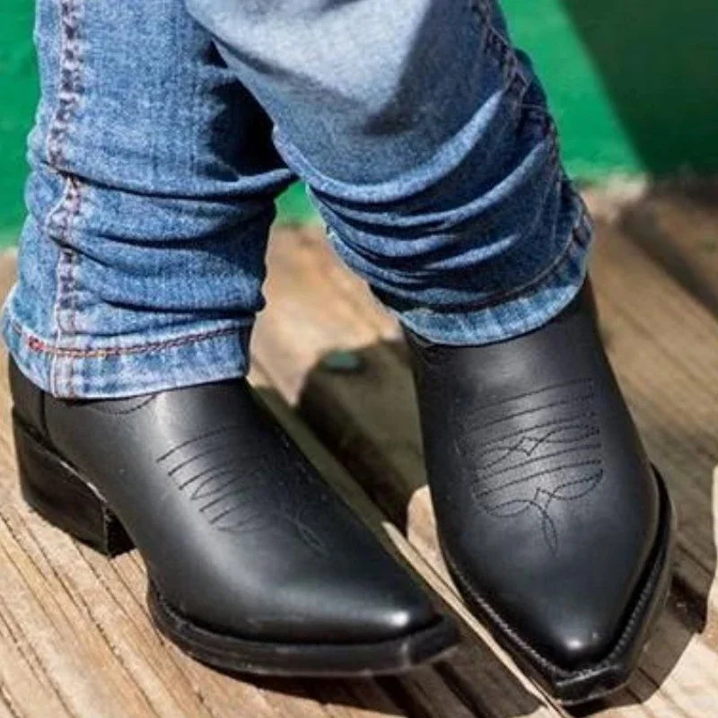 Men’s Pointed-Toe Chelsea Boots with Zip