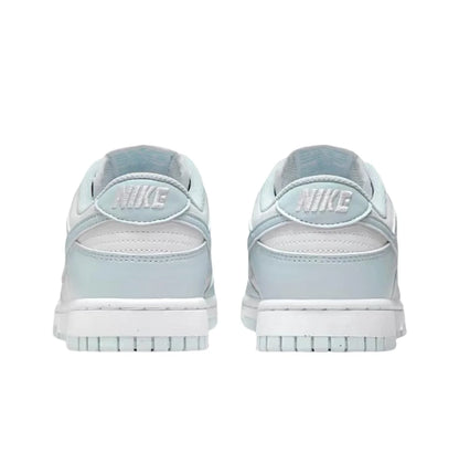Nike Dunk Classic Retro Low-Top Women's Trainers - Light Blue | Breathable Sports Shoes - footmaxldn