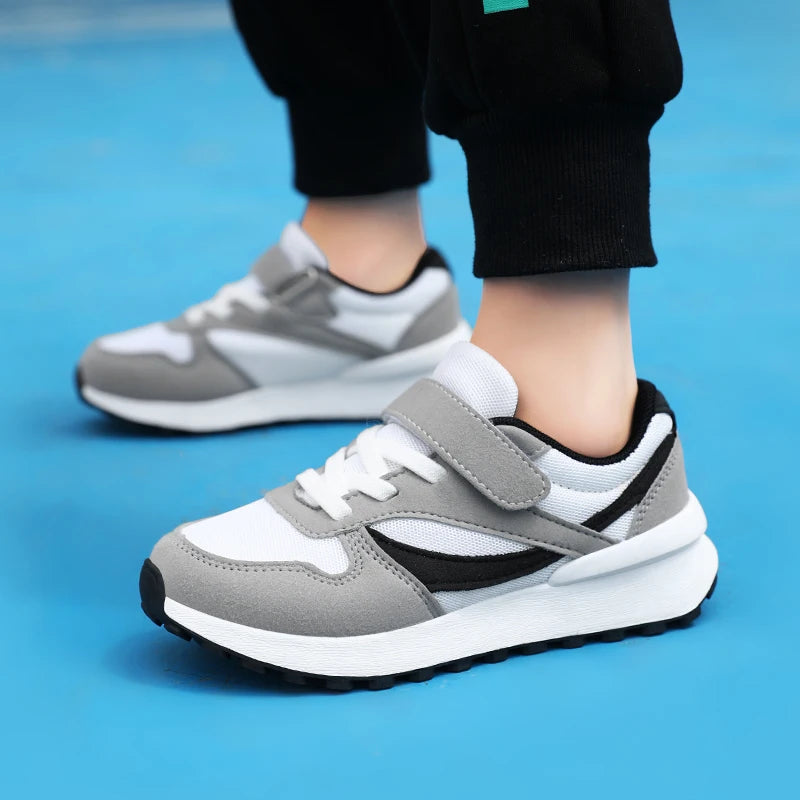 Kids' Breathable High-Top Trainers | Footmaxldn