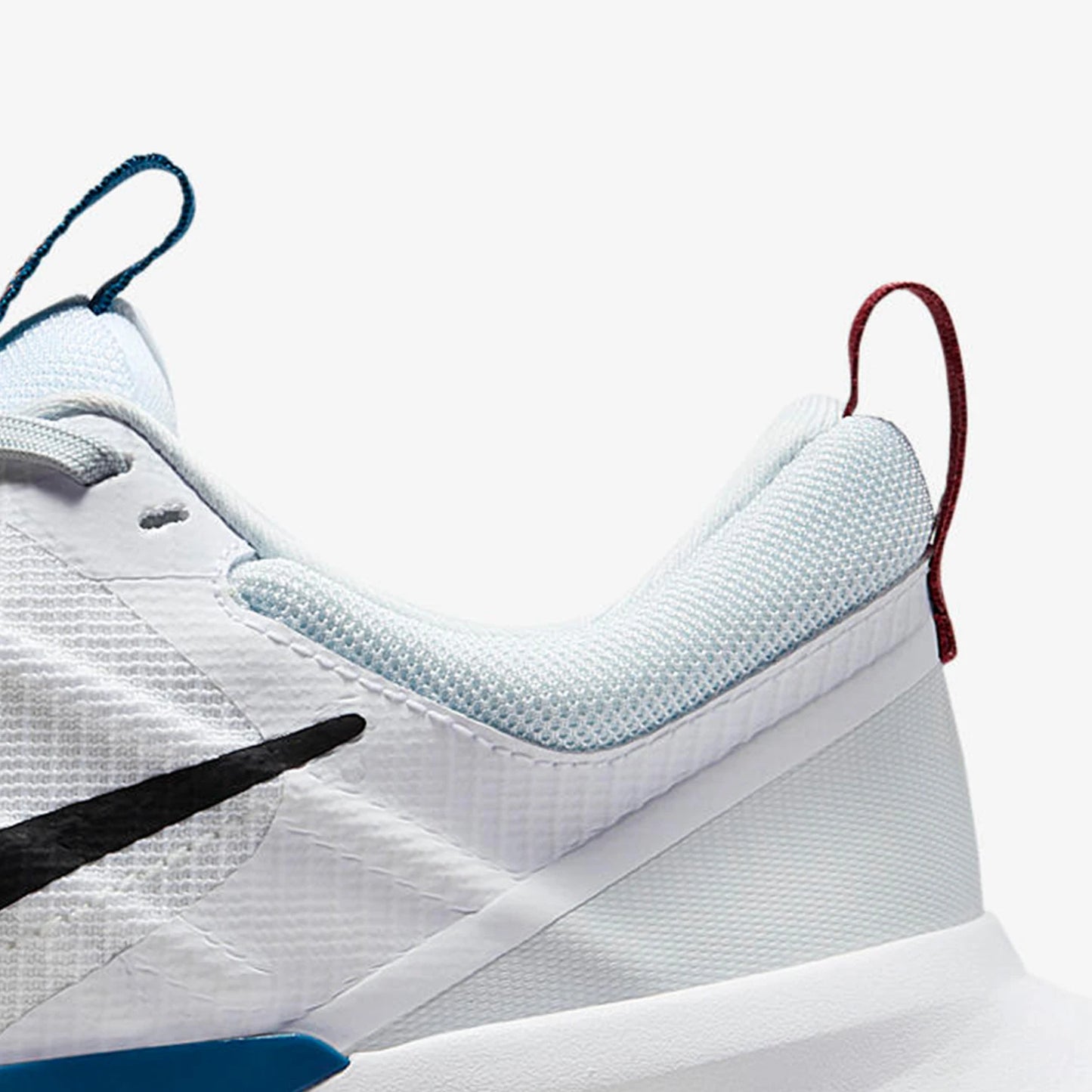 Nike DM0821-104 Women's Low-Top Running Shoe | Breathable Cushioned Trainer