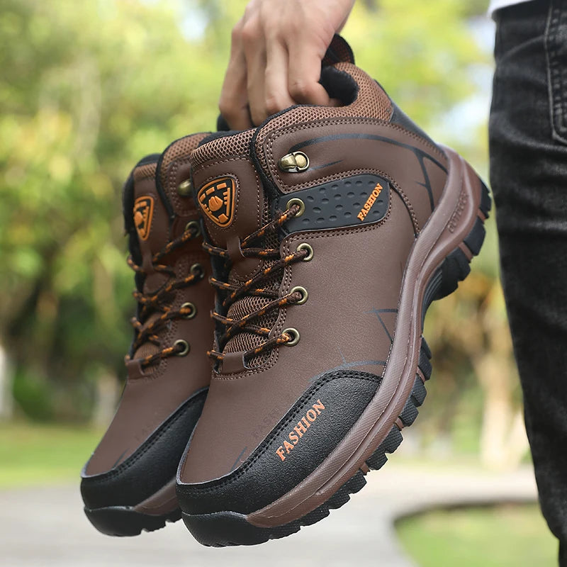 Footmax Retro Men's Hiking Boots Size 39-46 - Waterproof Anti-Slip Work Shoes - footmaxldn