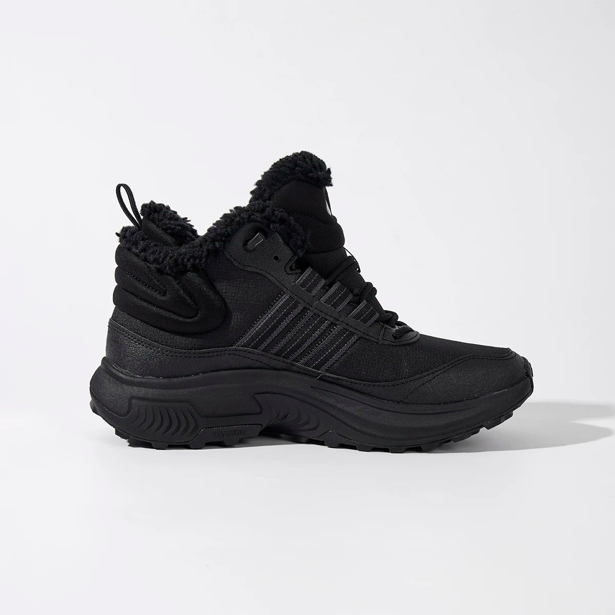 Adidas Roam Wander Warm Fleece High - top Sneakers for Winter Outdoor Enthusiasts - footmaxldn