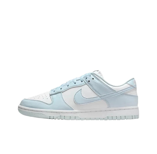 Nike Dunk Classic Retro Low-Top Women's Trainers - Light Blue | Breathable Sports Shoes - footmaxldn