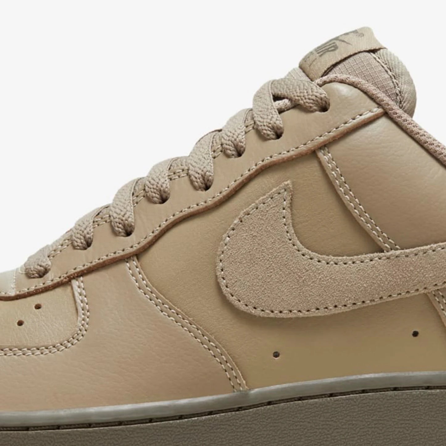 Nike Men's Platform Sneakers HQ1176-222 - Cushioned Low-Top Casual Fashion Trainers - footmaxldn