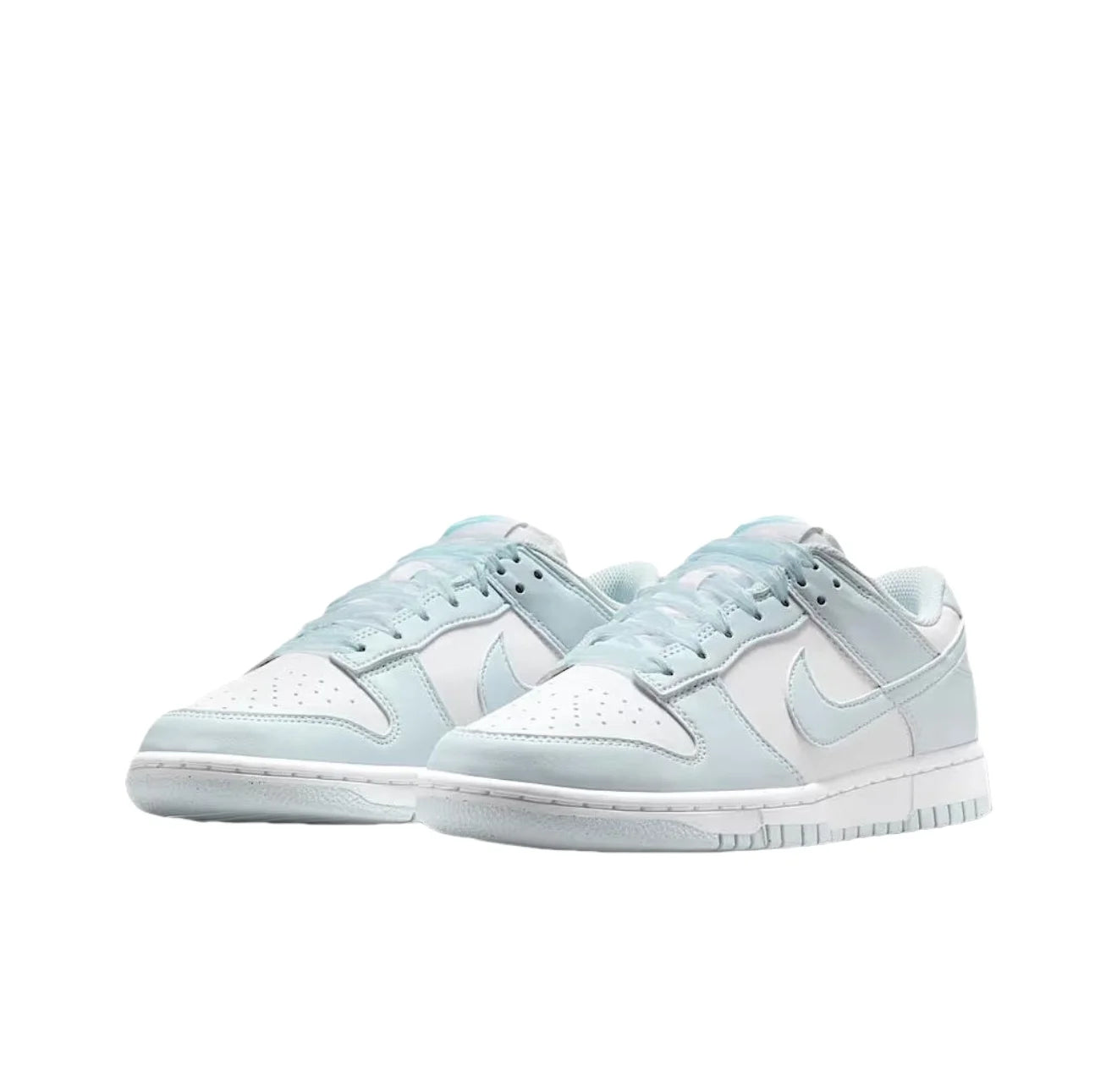 Nike Dunk Classic Retro Low-Top Women's Trainers - Light Blue | Breathable Sports Shoes - footmaxldn