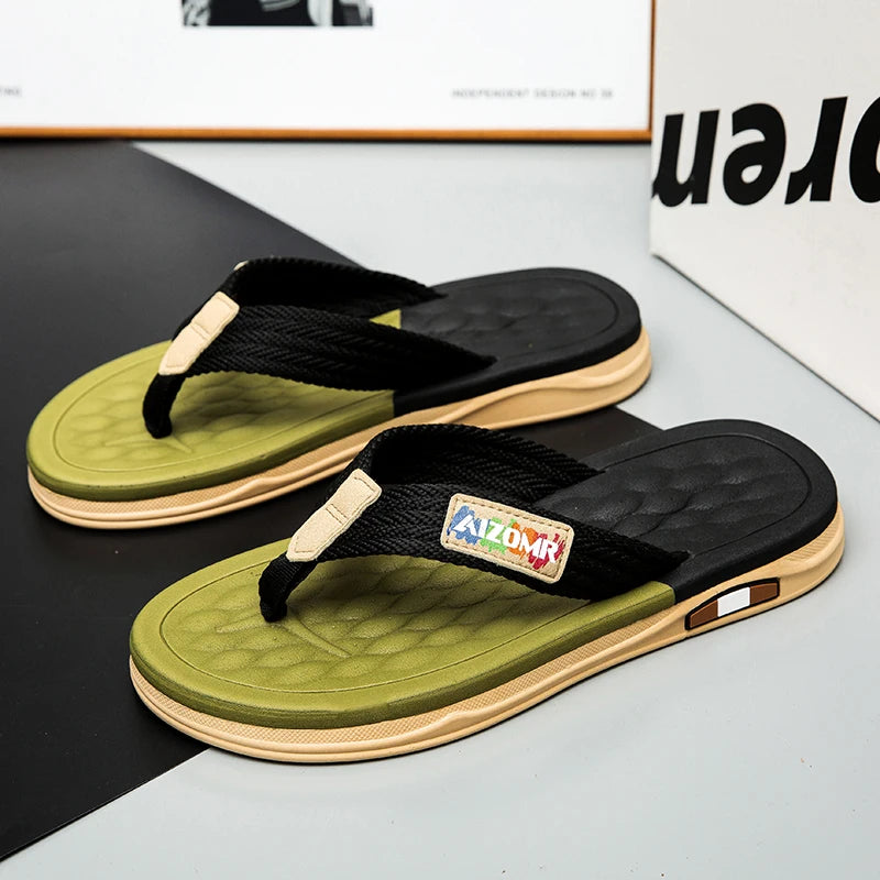 The 2025 new flip-flops for men are suitable for summer outdoor wear. They are anti-slip beach soft-soled flip-flops for men, wh - footmaxldn
