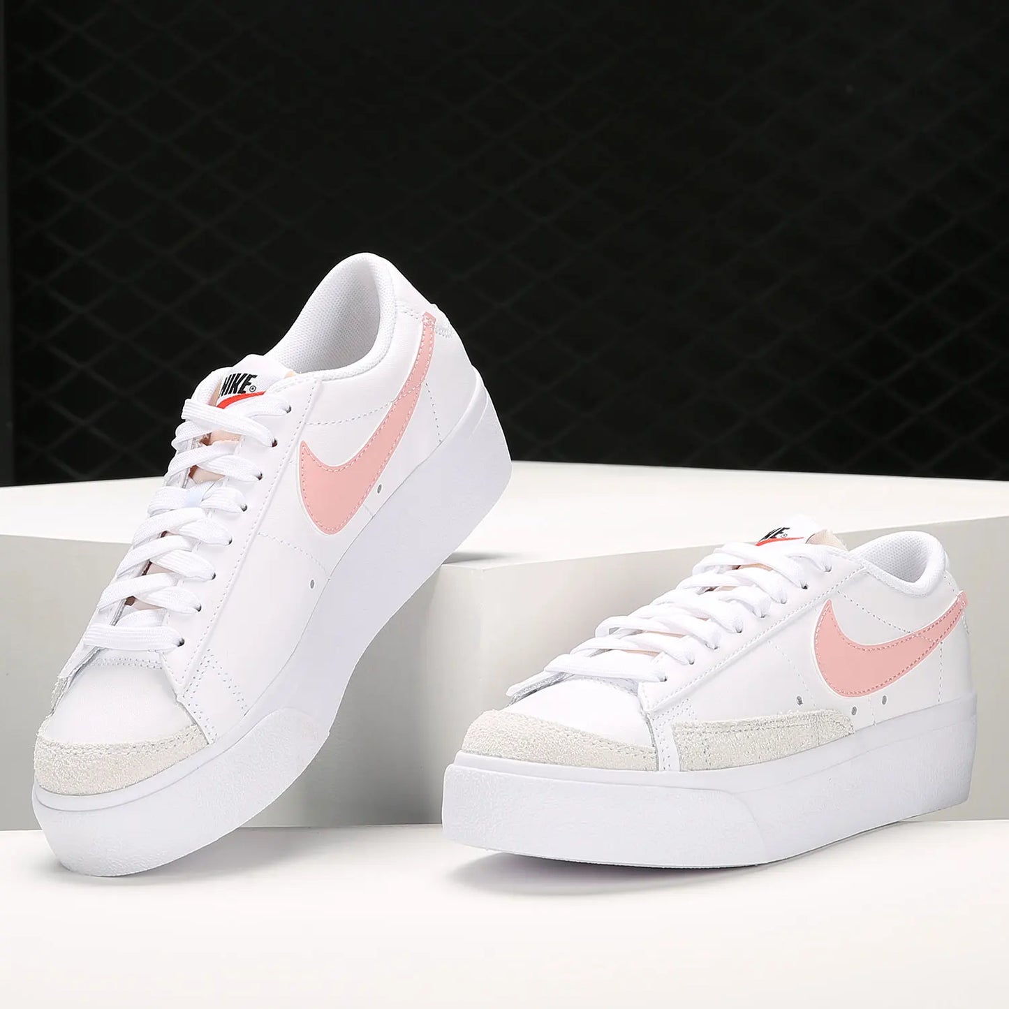 Nike Women's Blazer Low White Casual Sneakers | footmaxldn - footmaxldn