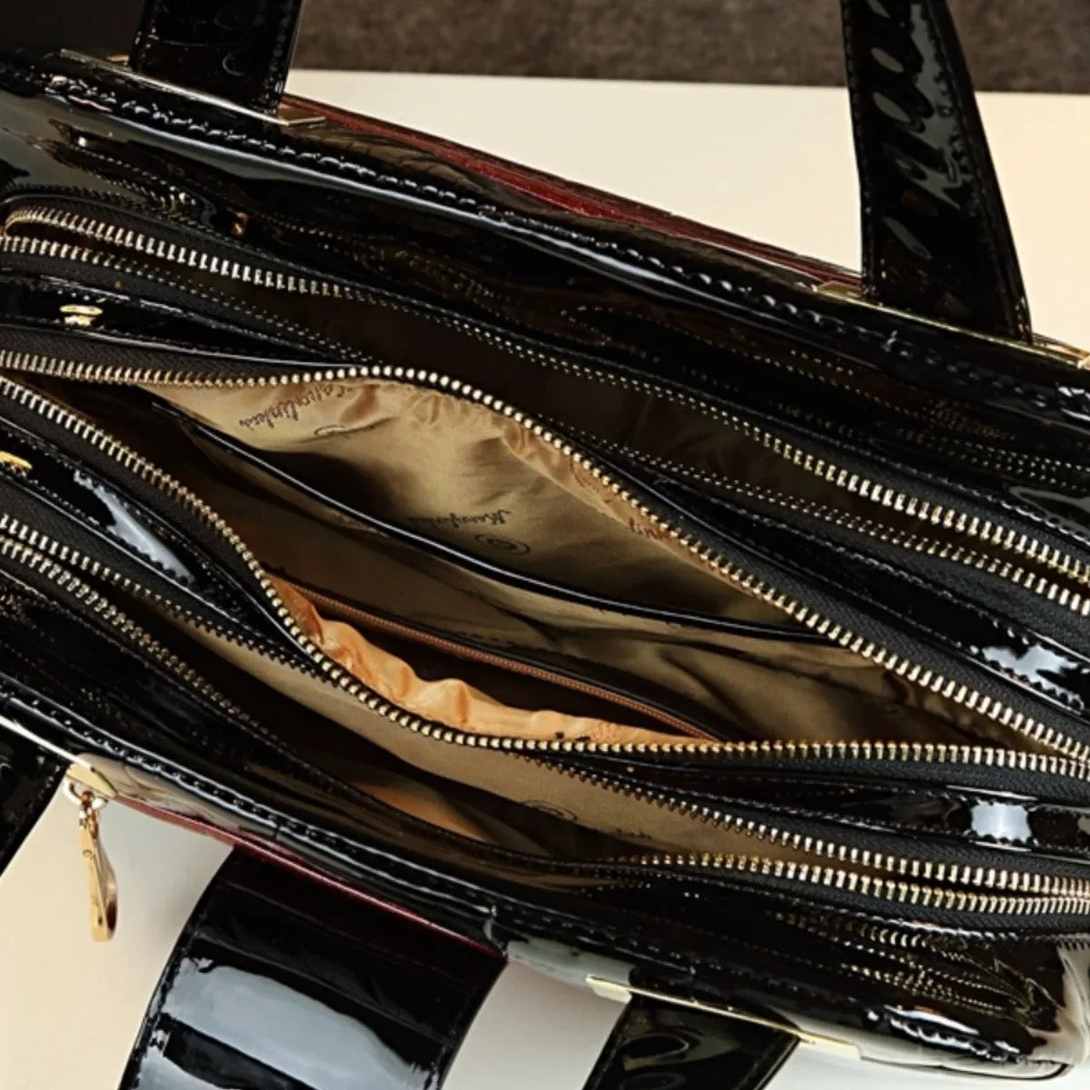 Footmax Crocodile Pattern Boston Bag - Women's Soft Leather Shoulder Handbag 2024